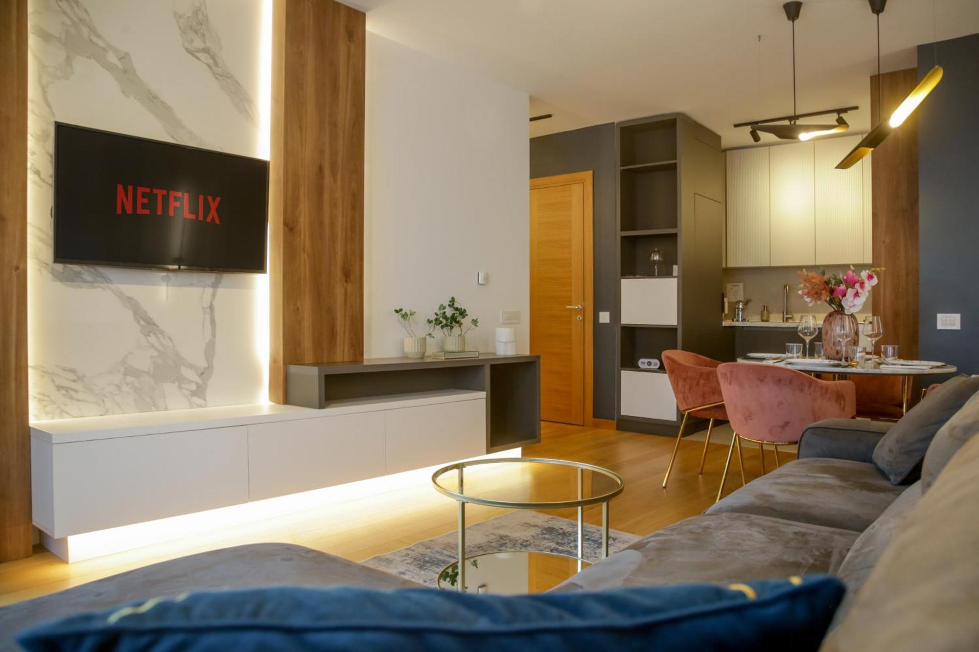 נובי סאד Supernova Royal Residence מראה חיצוני תמונה